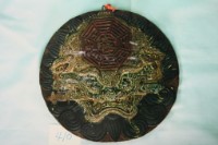 藏品(木製獸牌獸牌避邪物)的圖片