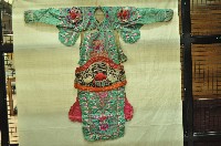 藏品(淺綠色河南戲服)的圖片