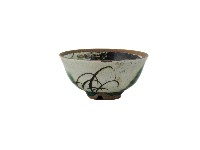藏品(白地彩繪花草紋陶碗)的圖片