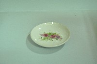 藏品(白地印花彩繪折枝玫瑰紋瓷碟)的圖片