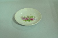 藏品(白地印花彩繪折枝玫瑰紋瓷碟)的圖片