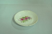 藏品(白地印花彩繪折枝玫瑰紋瓷碟)的圖片