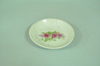藏品(白地印花彩繪折枝玫瑰紋瓷碟)的圖片