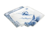藏品(青花山水樓閣襷紋雙結型皿)的圖片