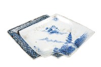 藏品(青花山水樓閣襷紋雙結型皿)的圖片