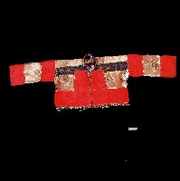 藏品(泰雅族拼布長袖短上衣)的圖片