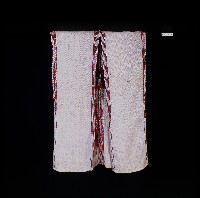 藏品(布農族長衣)的圖片