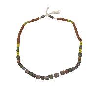 藏品(排灣族多彩琉璃珠項鍊)的圖片