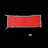 藏品(達悟族紅色素面胸布)的圖片