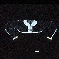 藏品(排灣族黑色長袖短上衣)的圖片