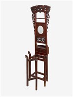 藏品(木製附鏡臉盆架)的圖片