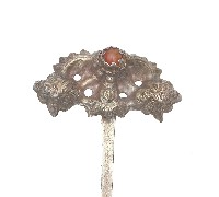 藏品(金屬製雕花鑲玉髮釵兼耳挖)的圖片