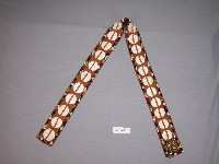 藏品(卑南族織紋肩飾)的圖片