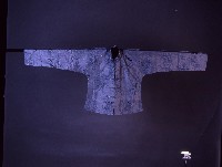 藏品(臺灣漢人族群男性黑色提花對襟衫)的圖片