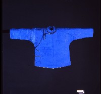 藏品(兒童雙層刺繡卍字紋週歲大襟禮服)的圖片