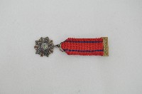 藏品(三等寶鼎襟綬小勳章)的圖片