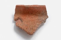 藏品(紅色夾砂素面陶罐口肩處殘片)的圖片