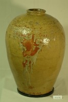 藏品(土黃色釉火胎痕拍打印紋窄口豐肩式陶甕)的圖片