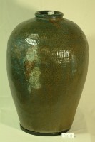 藏品(綠褐釉拍打印紋窄口豐肩式陶甕)的圖片
