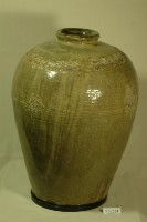 藏品(綠褐釉拍打印紋窄口豐肩式陶甕)的圖片