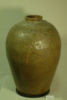 藏品(斑點狀褐綠釉拍打印紋窄口豐肩式陶甕)的圖片