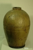 藏品(黃褐釉拍打印紋窄口豐肩式陶甕)的圖片