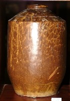 藏品(棕褐釉斑紋窄口直壁式陶甕)的圖片