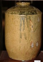 藏品(米黃釉帶綠斑紋帶拍打印紋窄口直壁式陶甕)的圖片