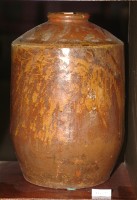 藏品(棕褐釉斑紋窄口直壁式陶甕)的圖片