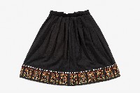 藏品(排灣族黑色女長裙)的圖片