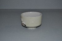 藏品(鵝黃地彩繪折枝梅花紋寬口杯)的圖片