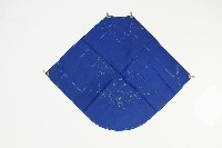 藏品(藍色吉祥繡樣肚兜)的圖片