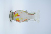藏品(花口雙繫耳彩飾玻璃直頸瓶)的圖片