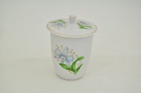 藏品(金邊帶蓋彩繪折枝花卉紋直筒瓷杯)的圖片