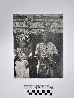 藏品(黃則修攝原住民男女合影照)的圖片