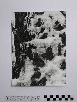 藏品(黃則修攝岩壁上的冰柱)的圖片