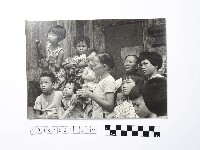 藏品(黃則修攝女子與孩童)的圖片