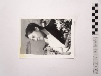 藏品(黃則修攝女藝人2)的圖片