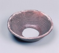 藏品(無底磨缽)的圖片