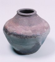 藏品(石籽山地甕)的圖片