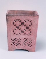 藏品(鏤空花紋香筒)的圖片