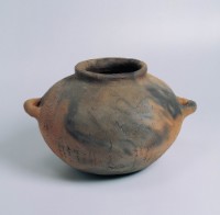 藏品(阿美族雙橫把壺)的圖片