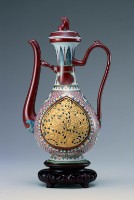 藏品(五彩描金鏤空執壺)的圖片