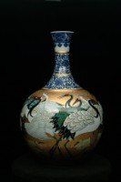 藏品(金彩唐草群鶴天球瓶)的圖片