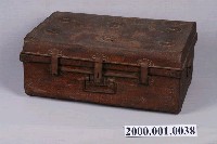 藏品(金屬製行李箱)的圖片