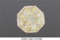 藏品(黃地花卉紋八角小碗)的圖片