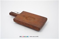 藏品(長方形三面雕壽龜桃銀圓連錢紋帶柄粿印)的圖片