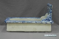 藏品(青花方形花草紋便池)的圖片