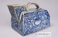 藏品(青花瓷蘭花夜壺)的圖片