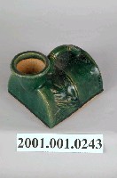 藏品(綠釉陶製竹形夜壺)的圖片
